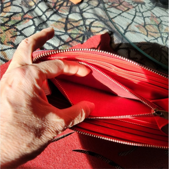 Authentic Louibuton Zipper Leather Wallet - Picture 11 of 14